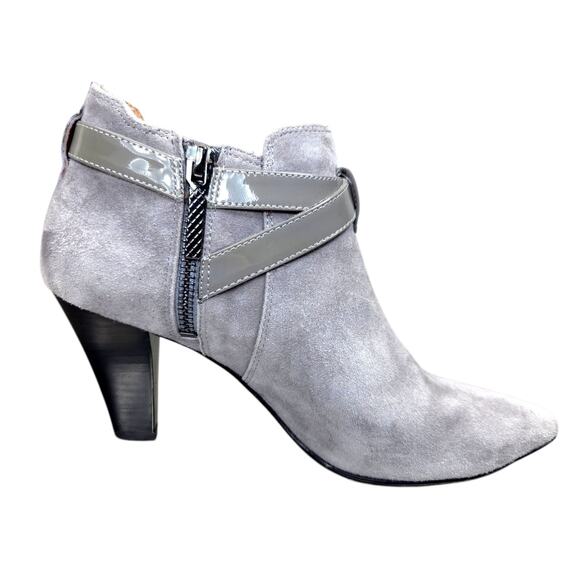DONALD Pliner Grey Suede Womens Designer Boots Buckles Shoes Booties Size 6.5M - Picture 2 of 11